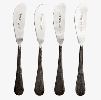 Bild av stilrena och funktionella smörknivar i set