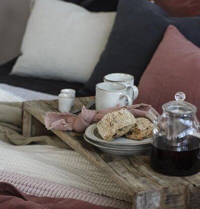 Foto av stilren och funktionell inredningsdesign