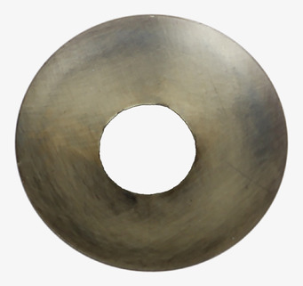 Foto av ljusmanschett i antik mässing med stilren design