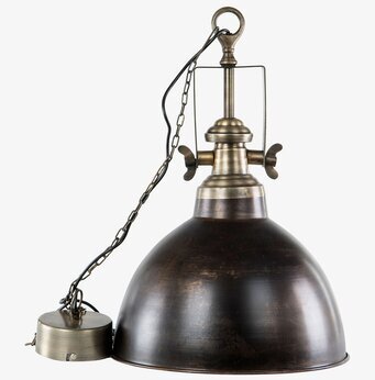 Bild av industriell taklampa med vintagekänsla