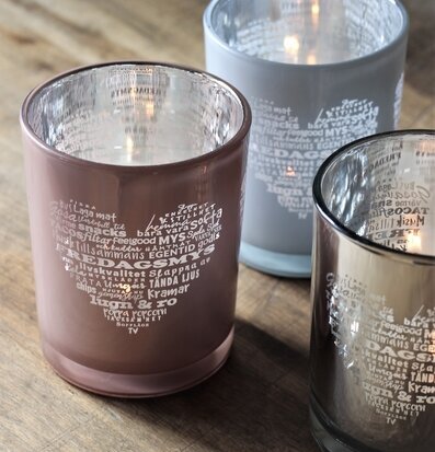 Bild av tre ljuslyktor för mysig och inbjudande atmosfär