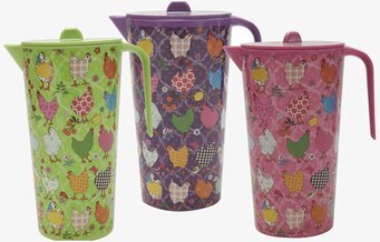 Bild av tre färgglada melaminkannor med hönsmönster