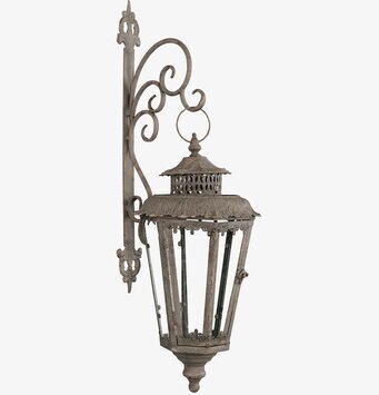 Bild av detaljerad lykta med klassisk och modern stil