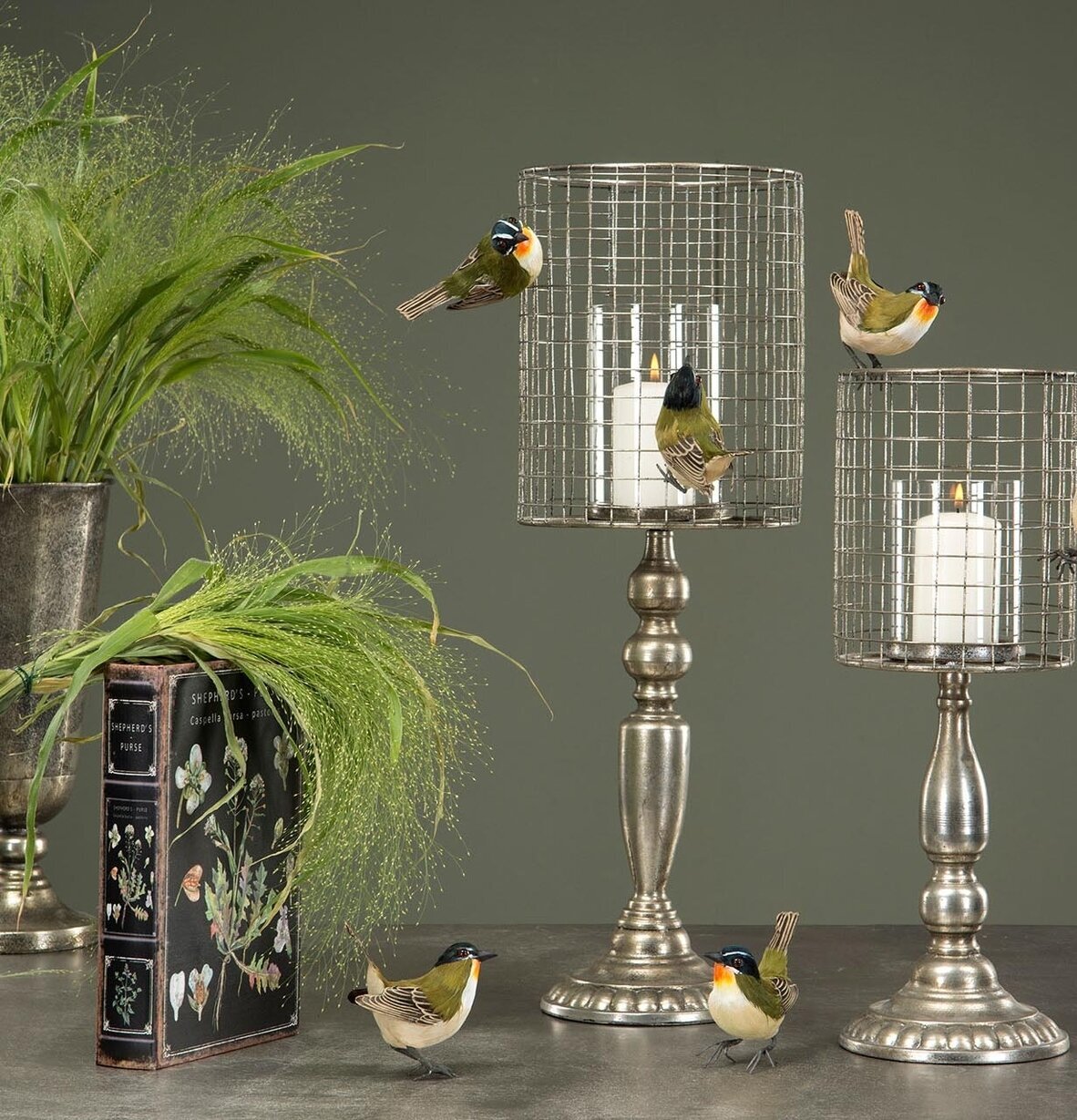 Boklåda Flower från A Lot Decoration med botaniskt mönster