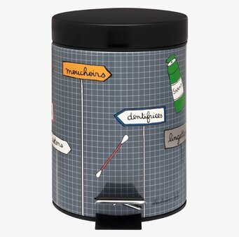 Bild av pedalhink med grafisk design och praktisk funktion