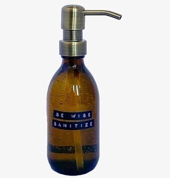 Bild av elegant handspritsflaska med metallpump