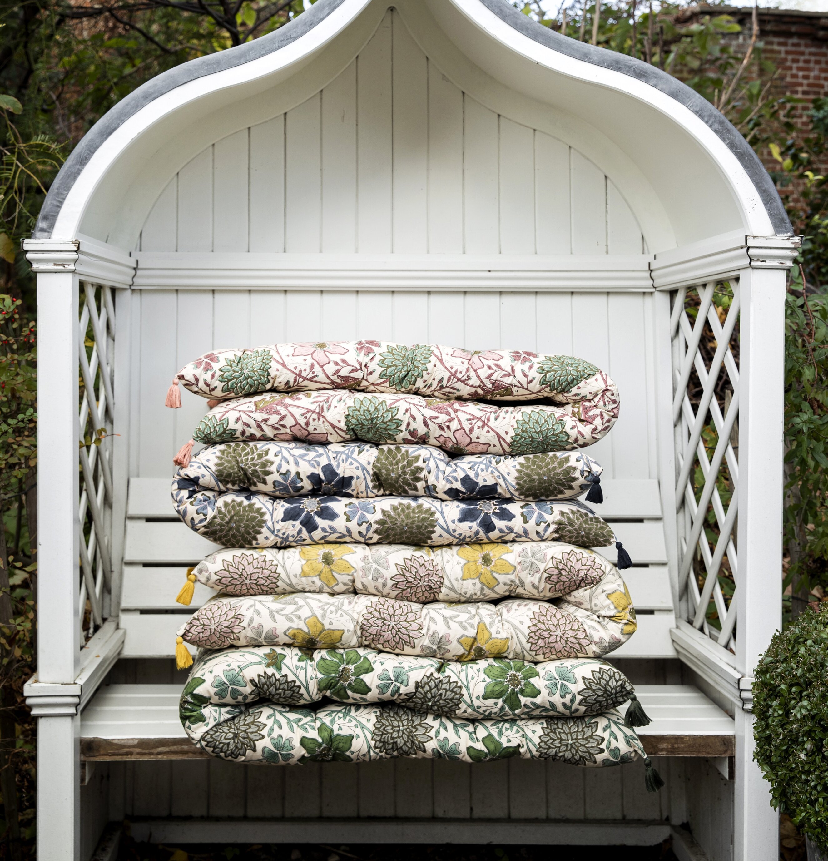 Madrass Shimla Sand 180 cm från Bungalow i trädgårdssoffa