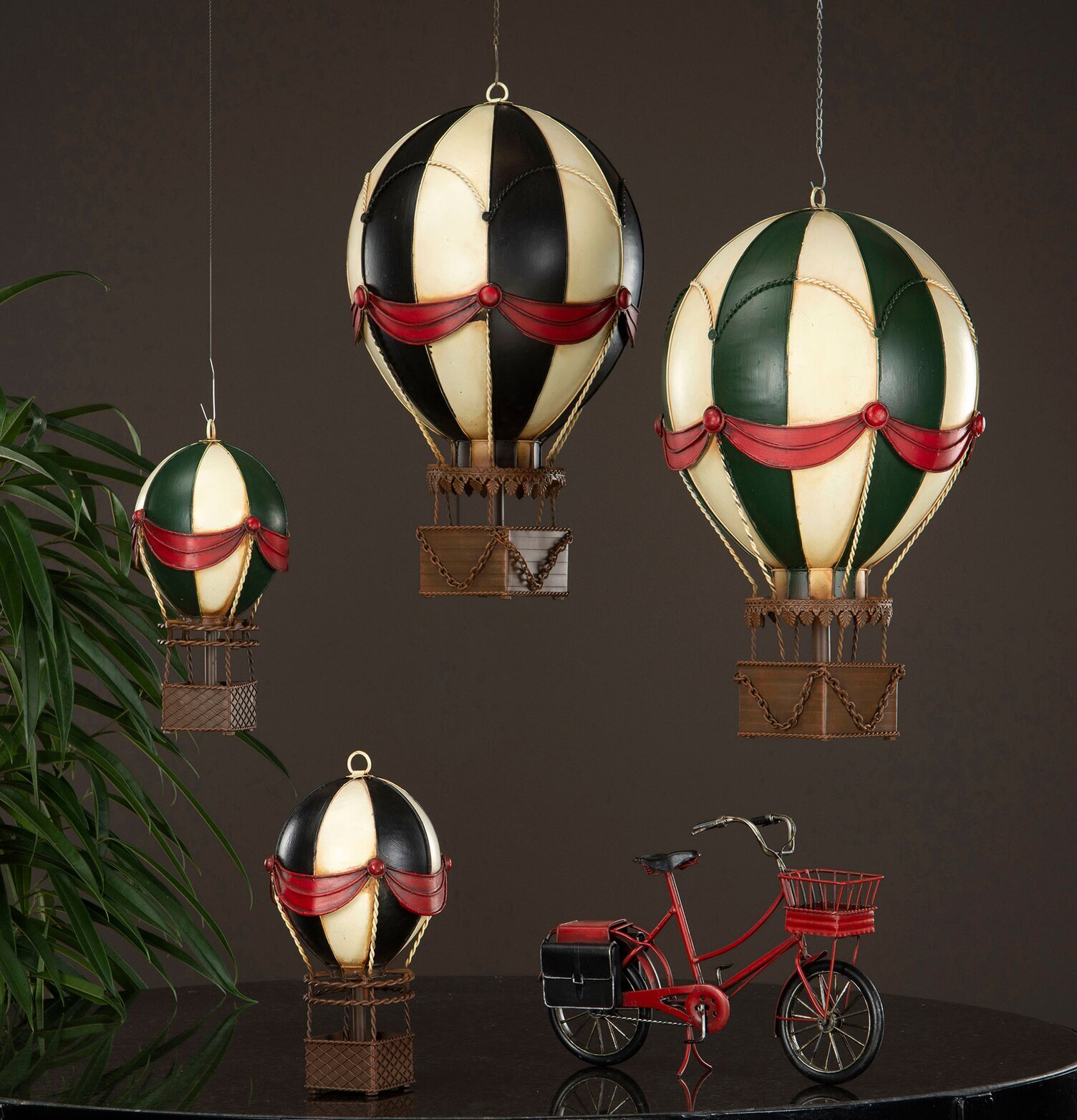 Luftballong Metall Mix från A Lot Decoration med växter