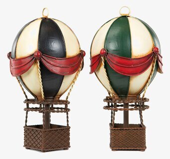 Bild av dekorativa luftballonger i metalliska toner