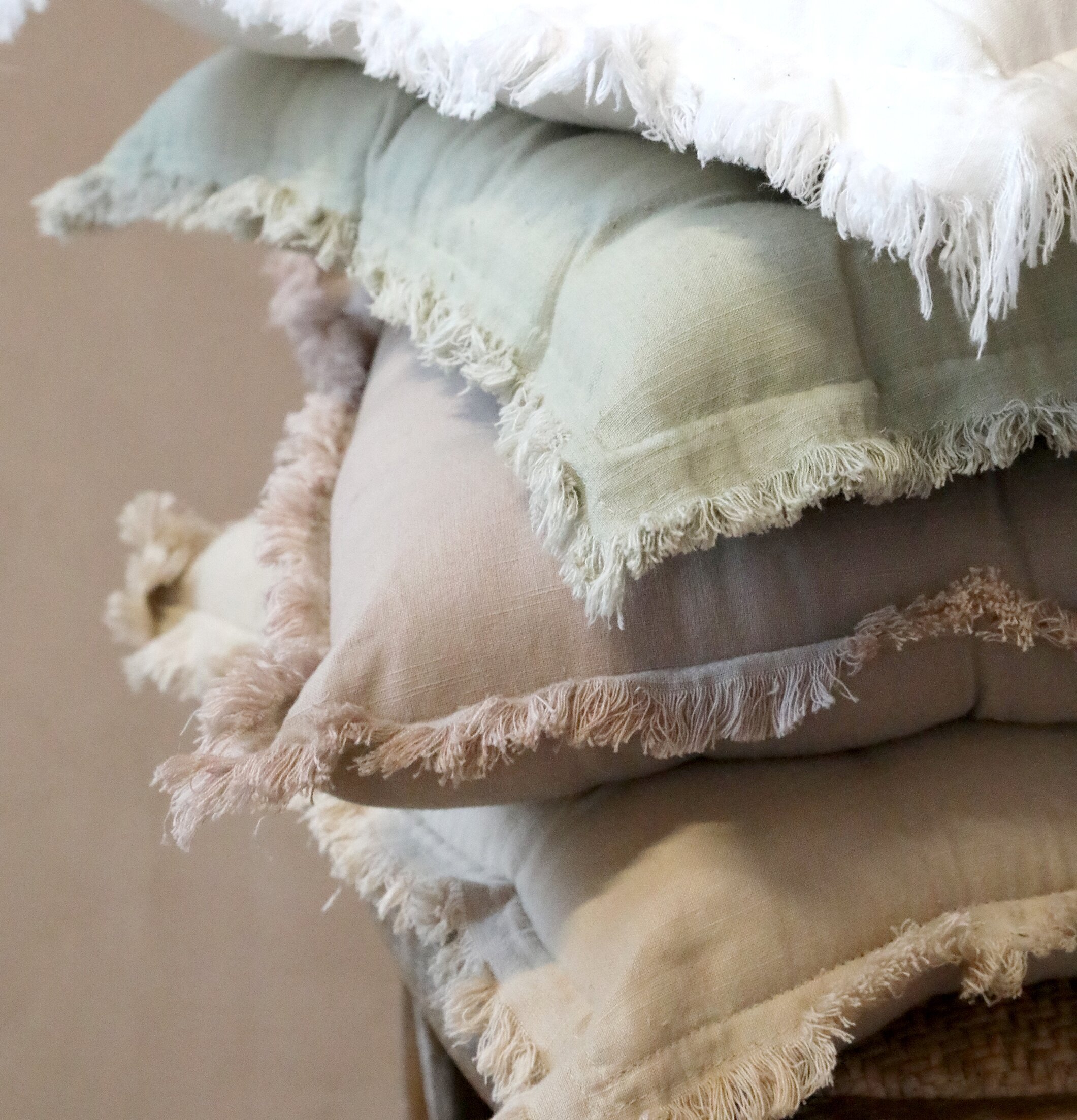 Amiens Stolsyna Med Fransar Verte från Chic Antique staplade