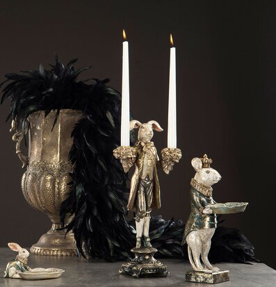 Foto: Eleganta kaninljusstakar med gyllene detaljer