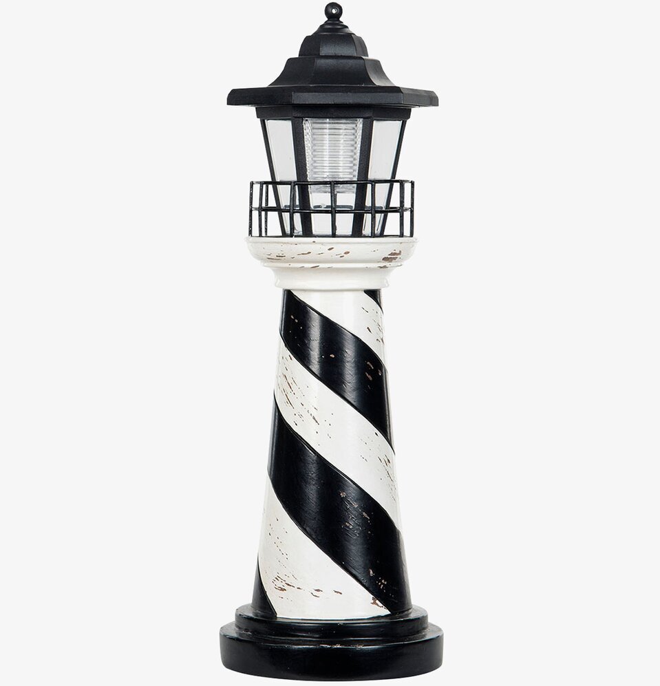Lampa Fyr Med Solcell från A Lot Decoration i trädgården