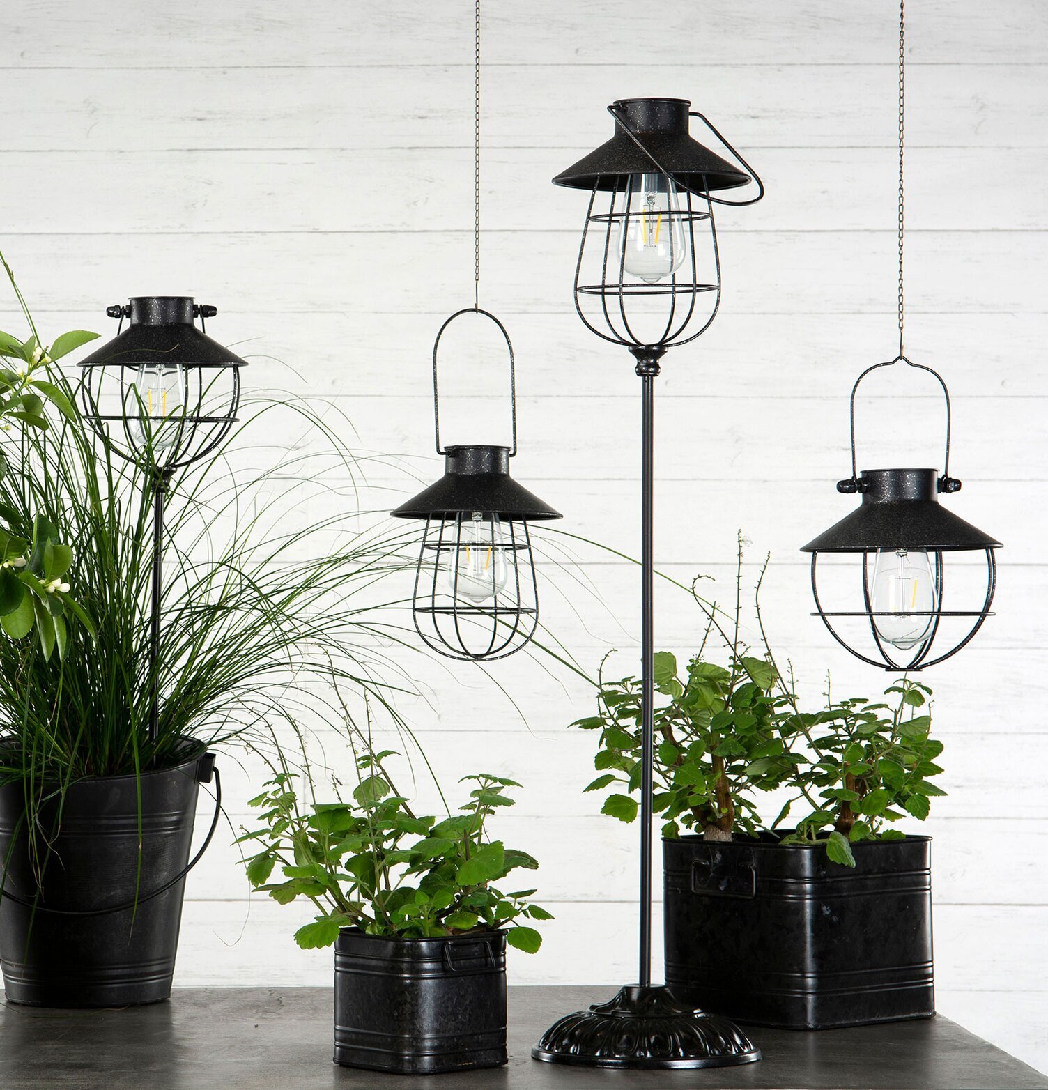 Lampa Solcell LED Fot Rund från A Lot Decoration utomhus