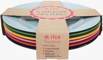 Bild av färgglada och hållbara assietter i melamin