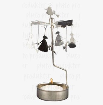 Bild av snurrande dekoration med häxor och värmeljus