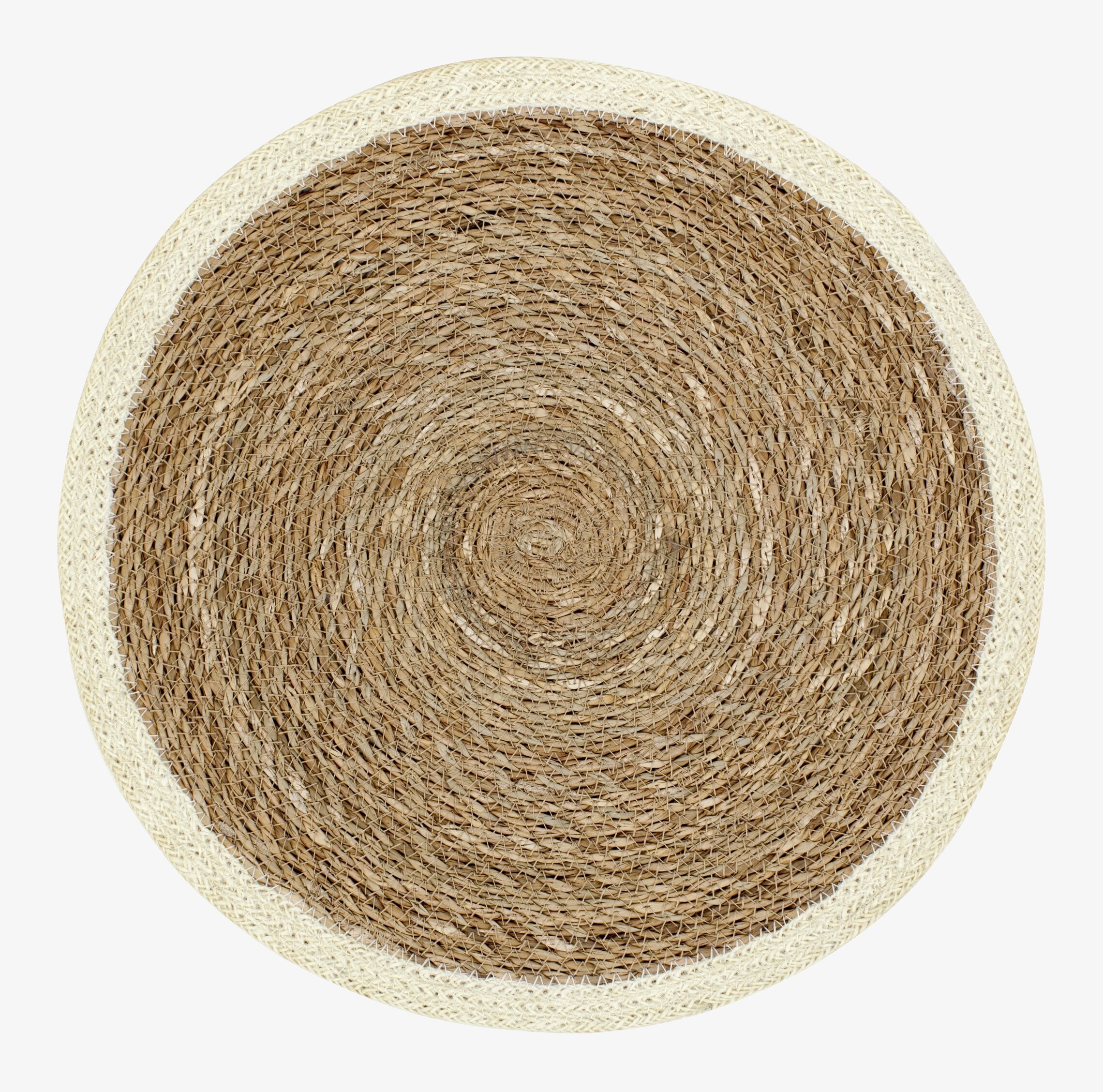 Bild av rund bordstablett i flätat naturmaterial