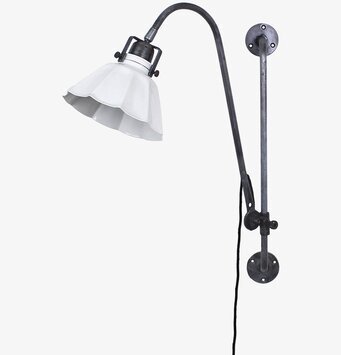 Bild av rustik och tidlös vägglampa i antik stil