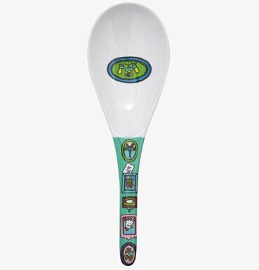 Bild av färgglad och ergonomisk salladssked i köket