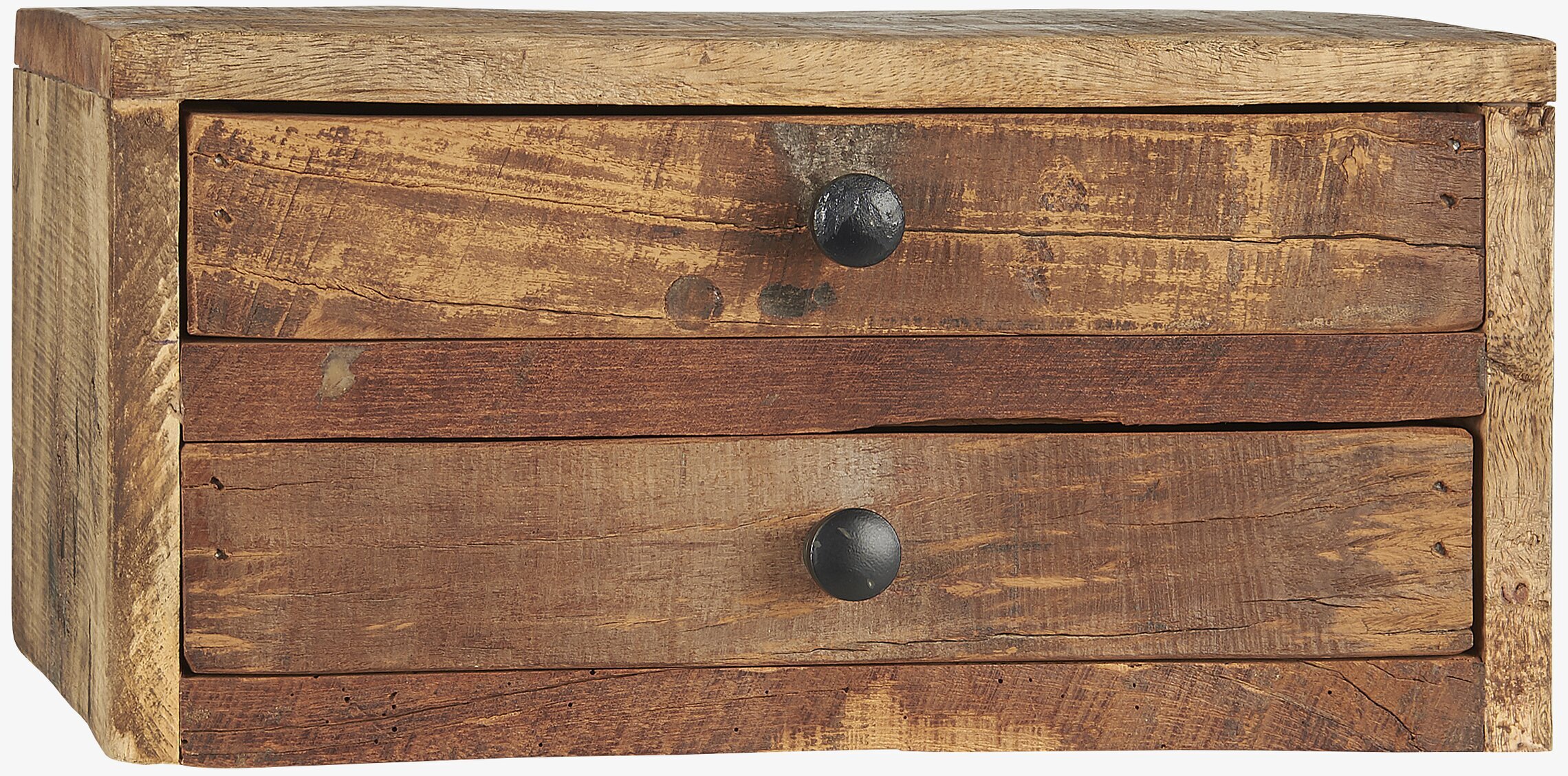 Foto av charmig liten byrå i återvunnet trä