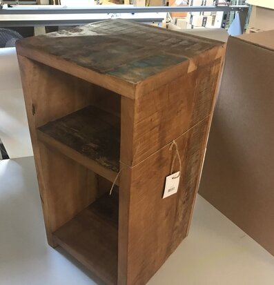 Foto av sidobord i rustik skandinavisk design