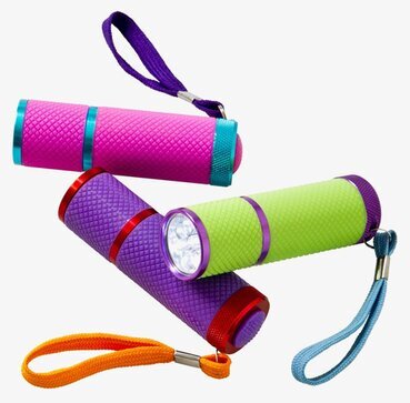 Tre färgglada ficklampor från Rice med handledsremmar