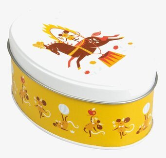 Bild av en lekfullt dekorerad ovalt formad plåtask