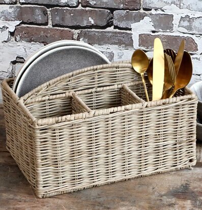 Bild av rottingkorg för köksförvaring och dekoration