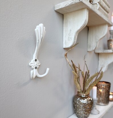 Bild av hemtrevligt stilleben med vintage inredning