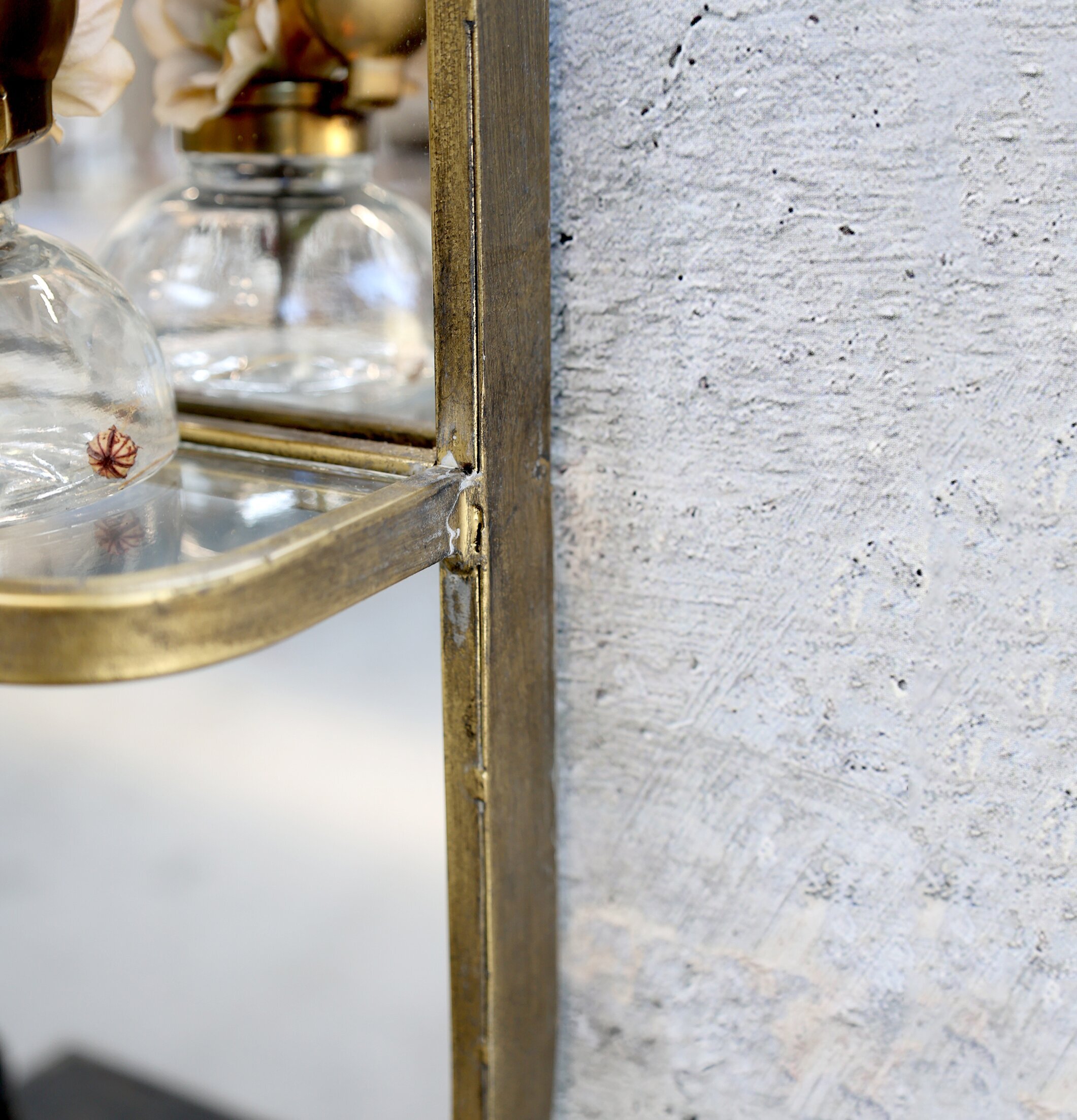 Väggspegel Med Hylla Antik Mässing från Chic Antique