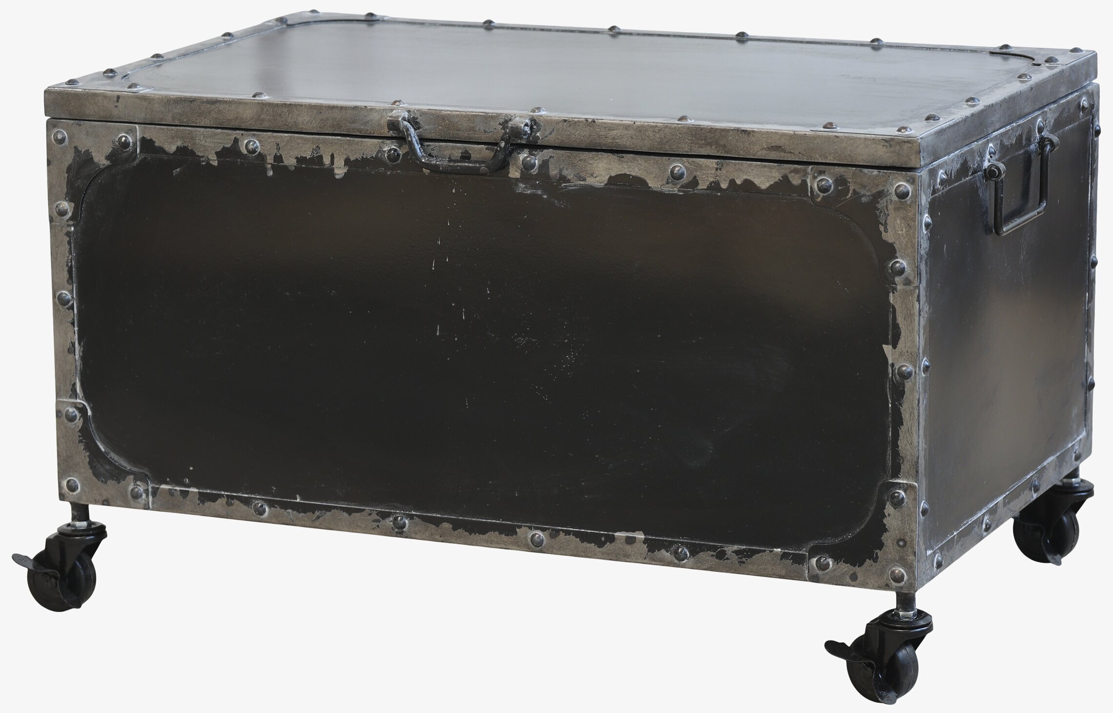 Factory Koffert Hjul från Chic Antique, industriell förvaring