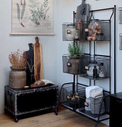 Bild av charmig och funktionell inredning i hemmet