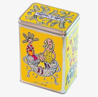 Bild av färgglad plåtburk med lekfull design och detaljer