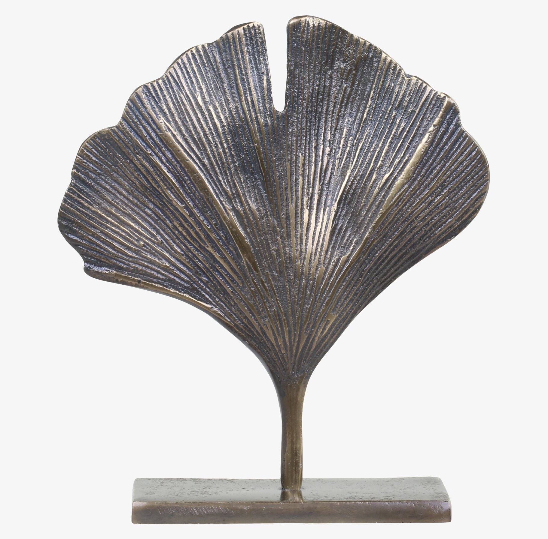 Dekor Blad Liten Mässing från Chic Antique på vit bakgrund