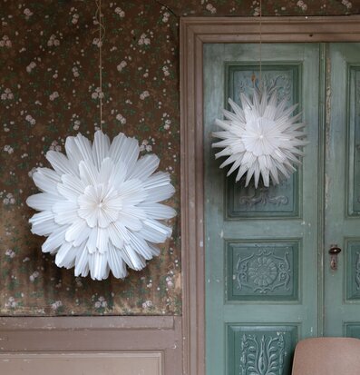 Bild av inomhusrum med gammaldags charm och modern stil