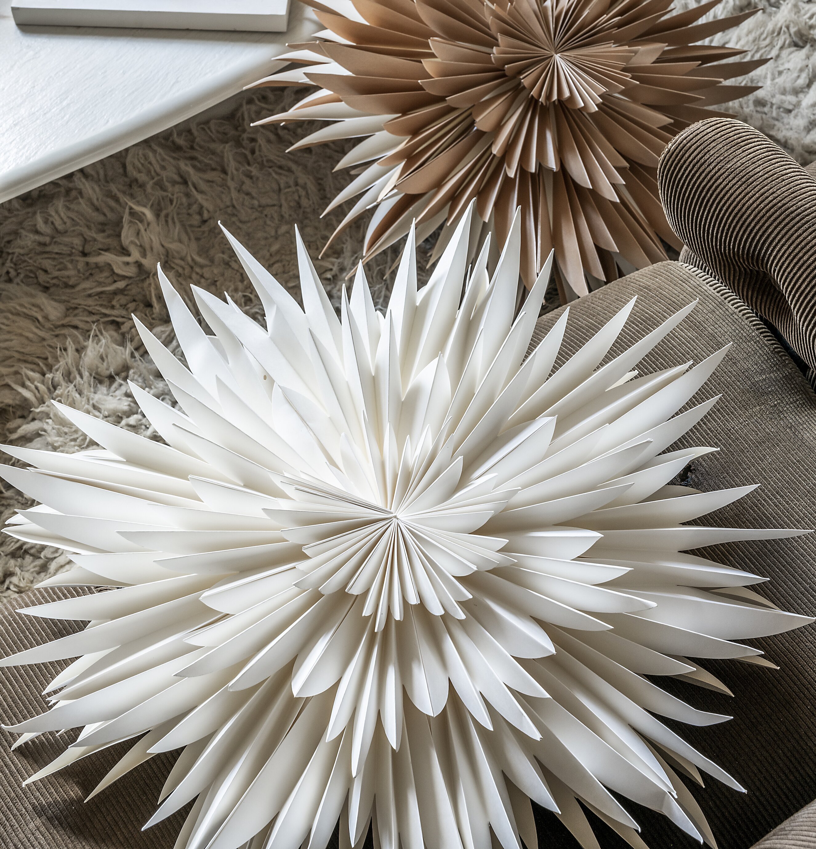 Julstjärna Maja 60 Vit från Watt och Veke i hemtrevlig miljö