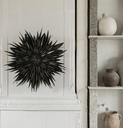 Bild av stilren och harmonisk inredningsinstallation