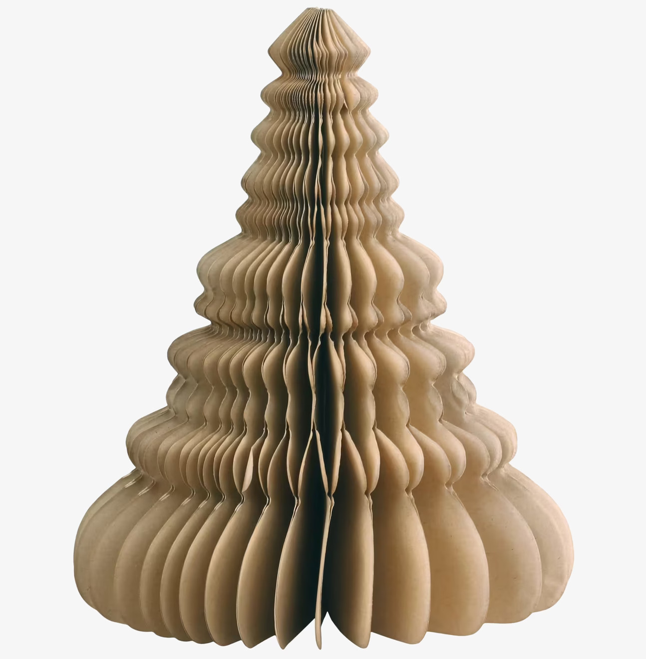 Bild av elegant pappersjulgran i jordnära toner