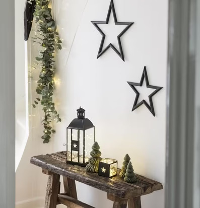 Bild av harmonisk inredning med rustik och elegant stil