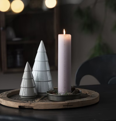 Foto av elegant ljusbricka med nordisk minimalism