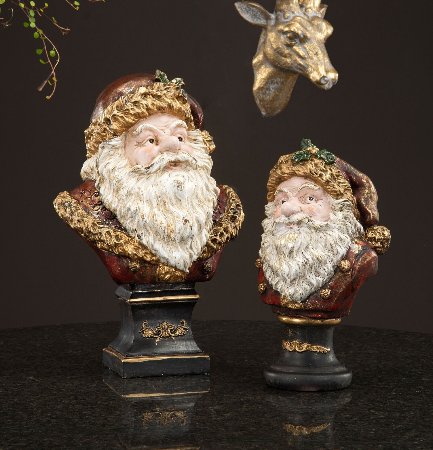 Tomte Byst Poly från A Lot Decoration, två detaljerade byster