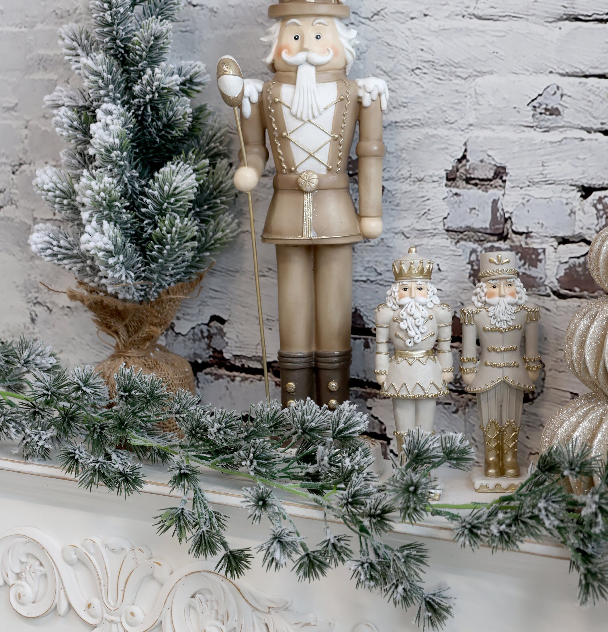 Nötknäppare Gulddekor Set/2 Mocca från Chic Antique