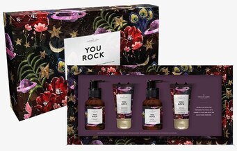 Bild av stilfull och elegant gåvobox med blommotiv