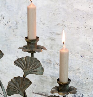 Bild av elegant ljusstake i antik mässing