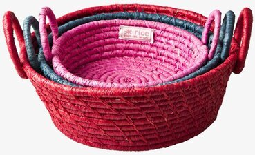 Brödkorgar Raffia från Rice i tre storlekar och färger