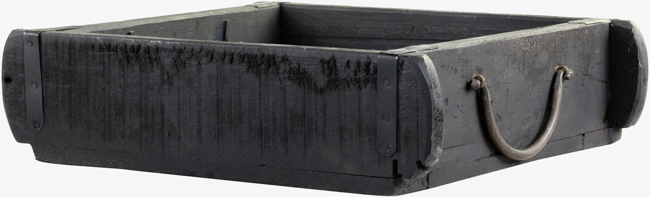 Gl. Murstensform Antiksvart från Chic Antique med patina