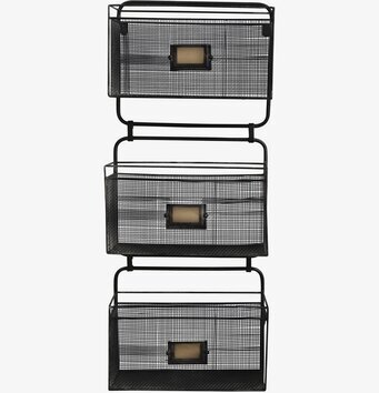 Bild av elegant reol med trådkorgar för förvaring