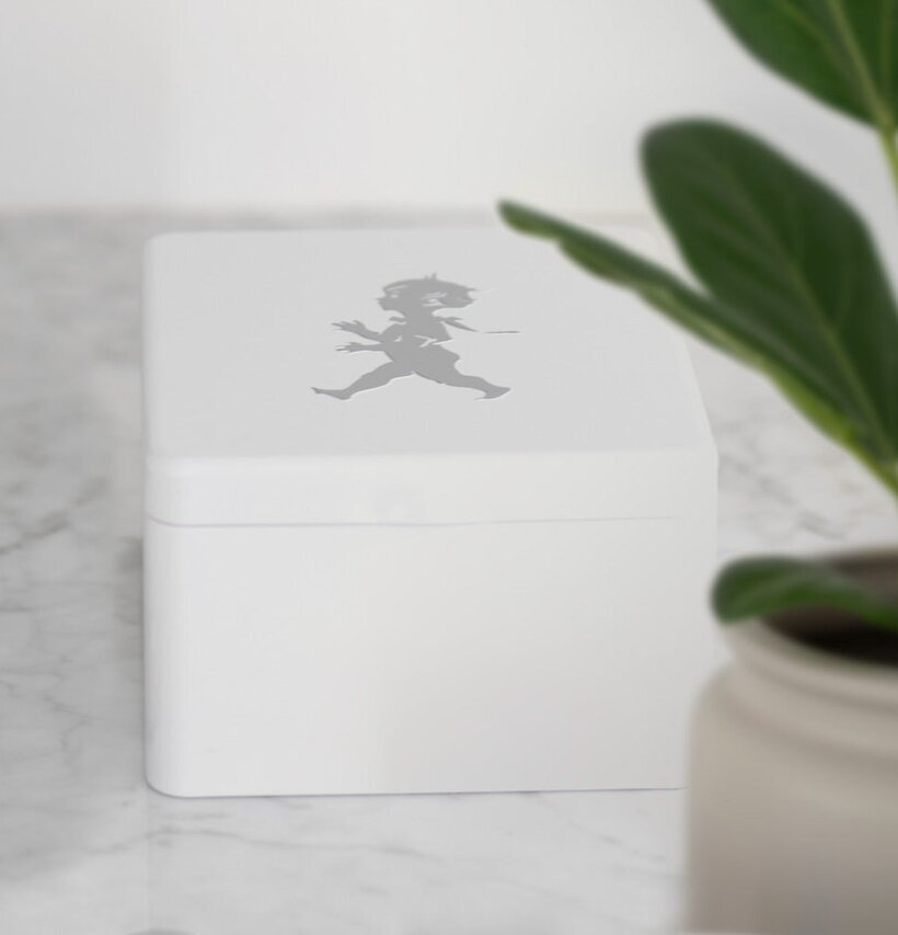 Tepåse Plåtburk 4-Fack Vit från Solstickan på marmoryta