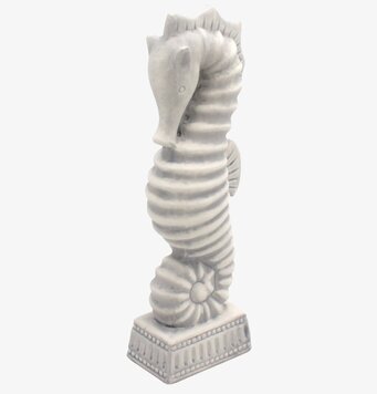 Foto av detaljrik keramikfigur: Sjöhäst i vit finish