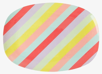 Bild av färgglad tallrik med diagonalt randmönster