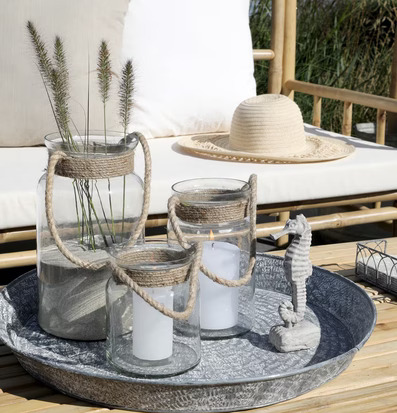 Foto av elegant utomhusmiljö med naturliga inslag